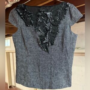 Nine West Suit, size 4, linen cotton